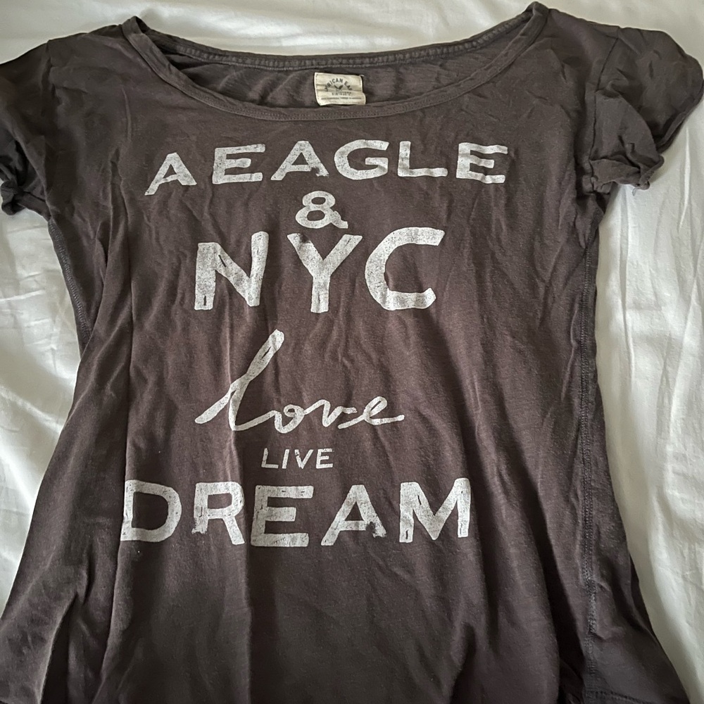 American Eagle Outfitters Gray Graphic Tee